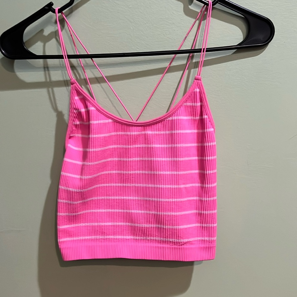 medium pink cropped tank